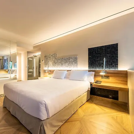 Hotel Huerto Del Cura 4*